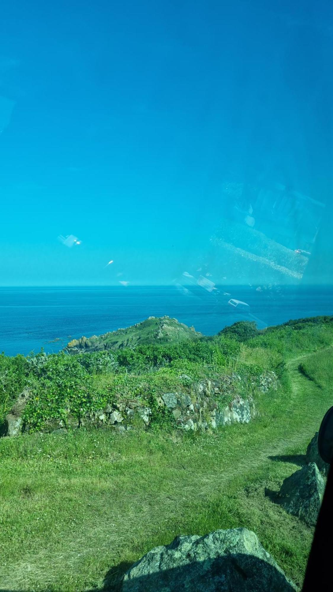 Villa Journeys End With Stunning Sea Views From The Headland Coverack Exterior foto